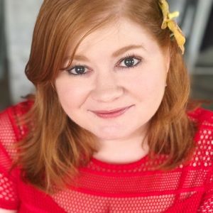 Meet your Posher, Hilary